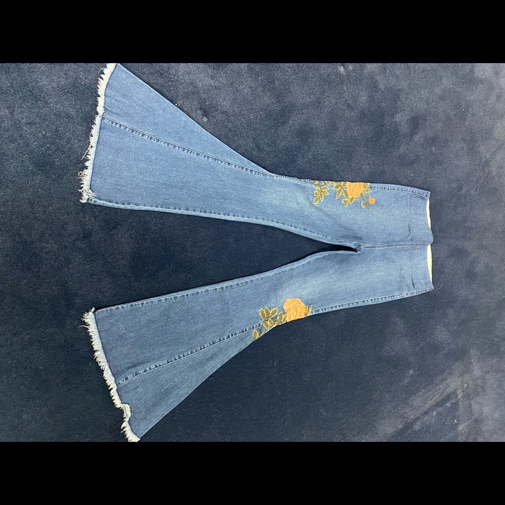 Mumu blue bell bottom jeans